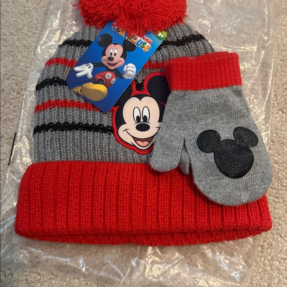 Toddler, Mickey Clubhouse hat, and gloves, mittens